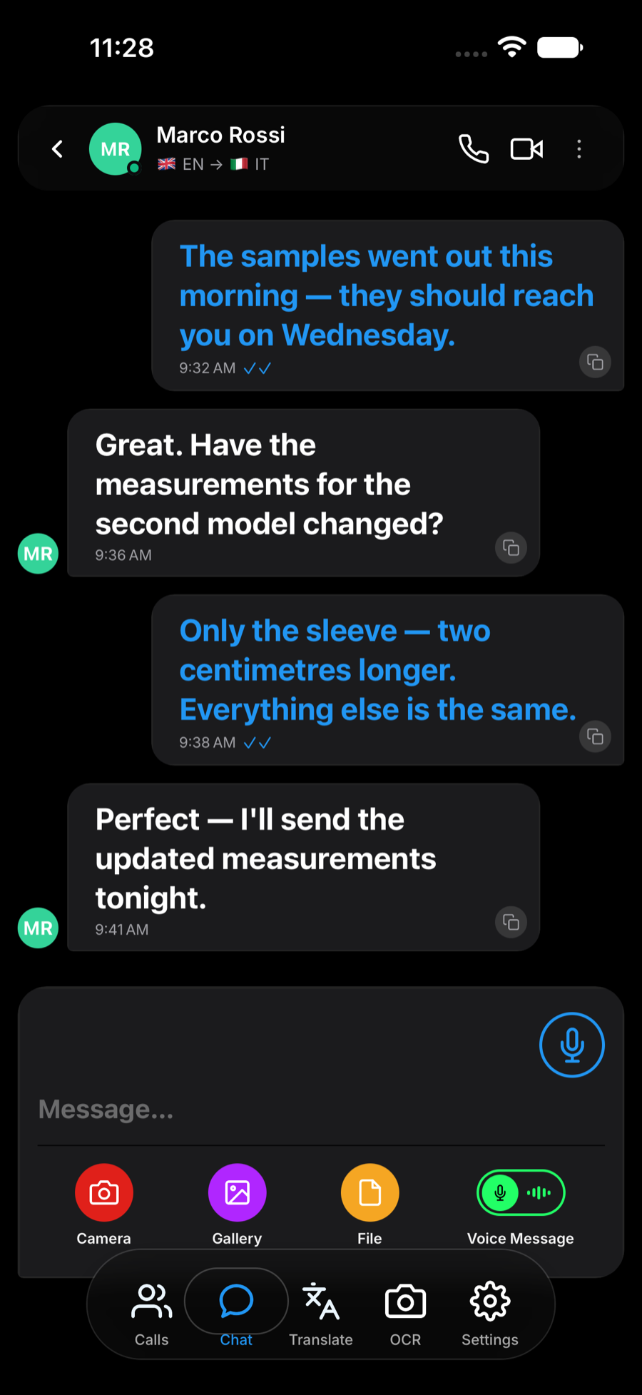 A conversation between English and Italian: the sent message and the reply, both read in English, with the language pair in the header